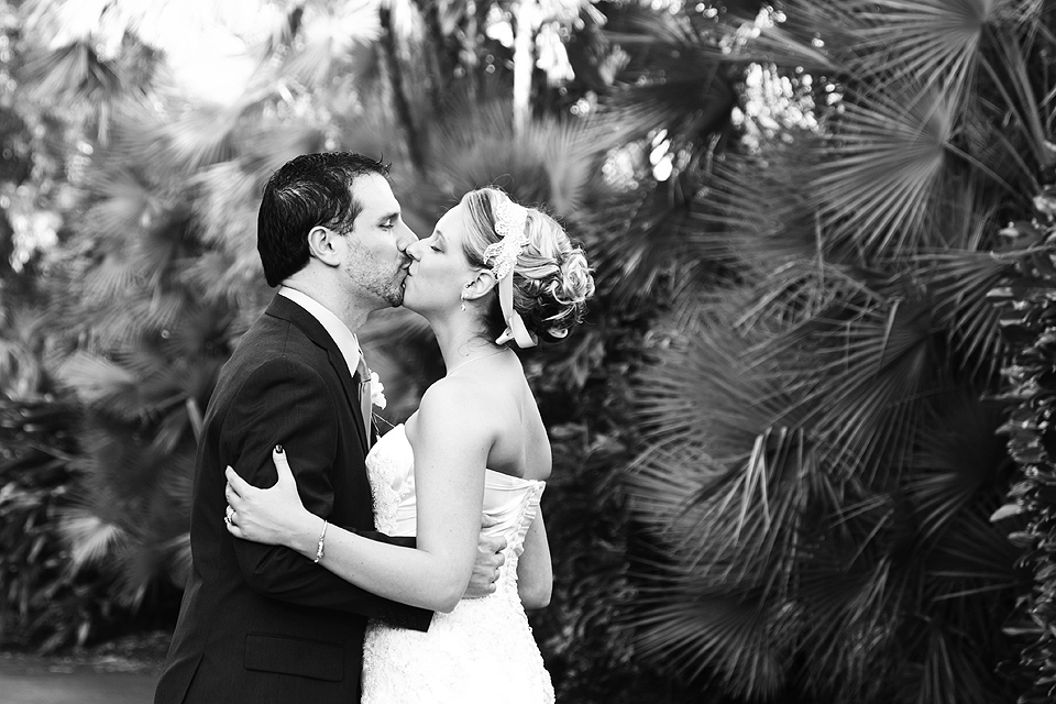 Grys-Tharp-Beach-Wedding-0030