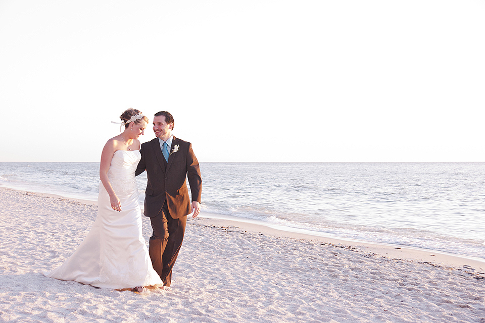 Grys-Tharp-Beach-Wedding-0033