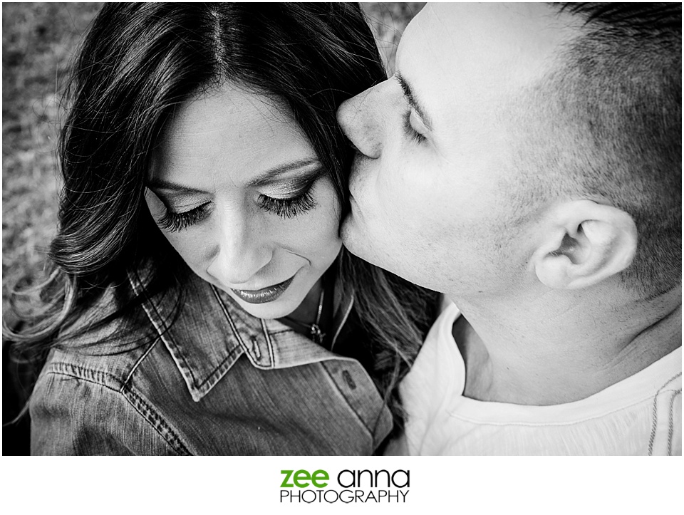 Fort Myers Engagement shoot at Lakes Park by Zee Anna Photography