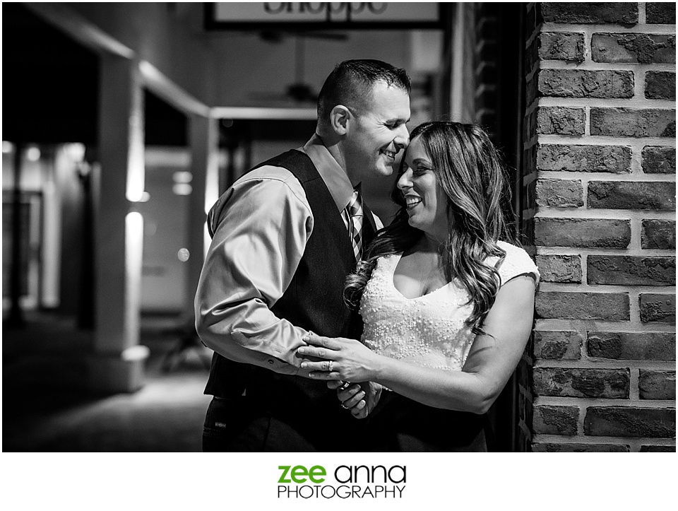 Fort Myers Engagement shoot at Lakes Park by Zee Anna Photography