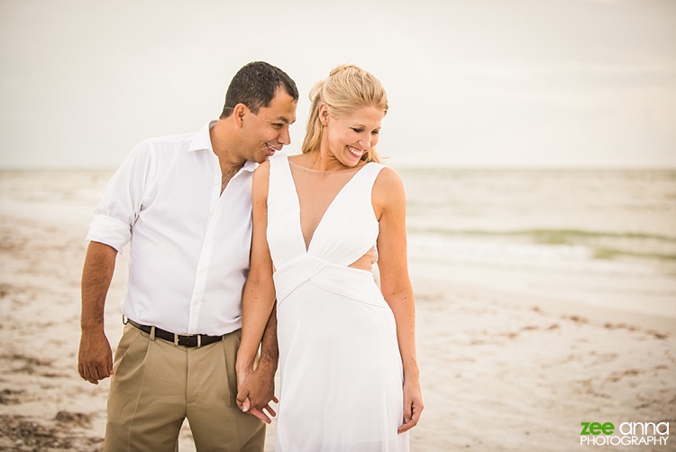 Underwater Anniversary shoot and beach shoot by Zee Anna Photography